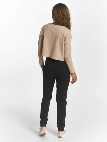 Just Rhyse - Tapered Pantalón 'Poppy' en negro