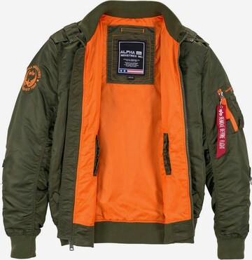 ALPHA INDUSTRIES - Casaco meia-estação 'Falcon II' em verde