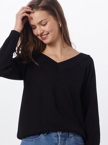 ABOUT YOU Sweater 'Alexis' in Black: front