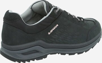 LOWA Outdoorschuh in Schwarz