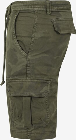 Regular Pantalon cargo Urban Classics en vert