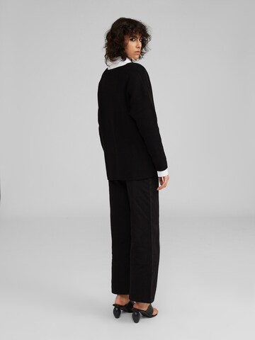 EDITED Pullover 'Akira' in Schwarz