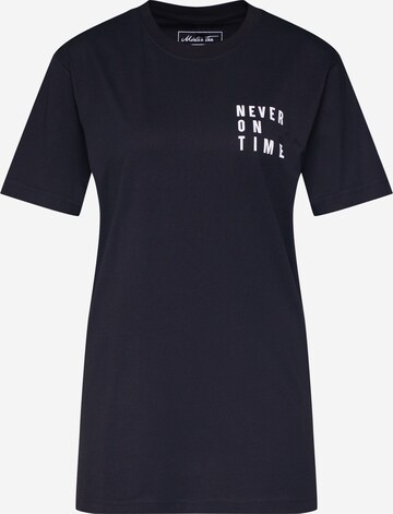 Merchcode T-shirt 'Never On Time' i svart: framsida