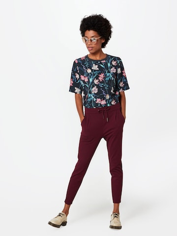 Effilé Pantalon à pince 'Eva' VERO MODA en rouge