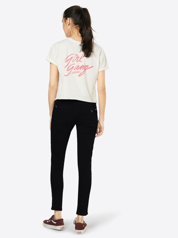 GUESS Skinny Jeans 'Curve X' in Zwart: terug