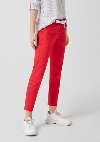 Coupe slim Pantalon à plis s.Oliver en rouge : devant