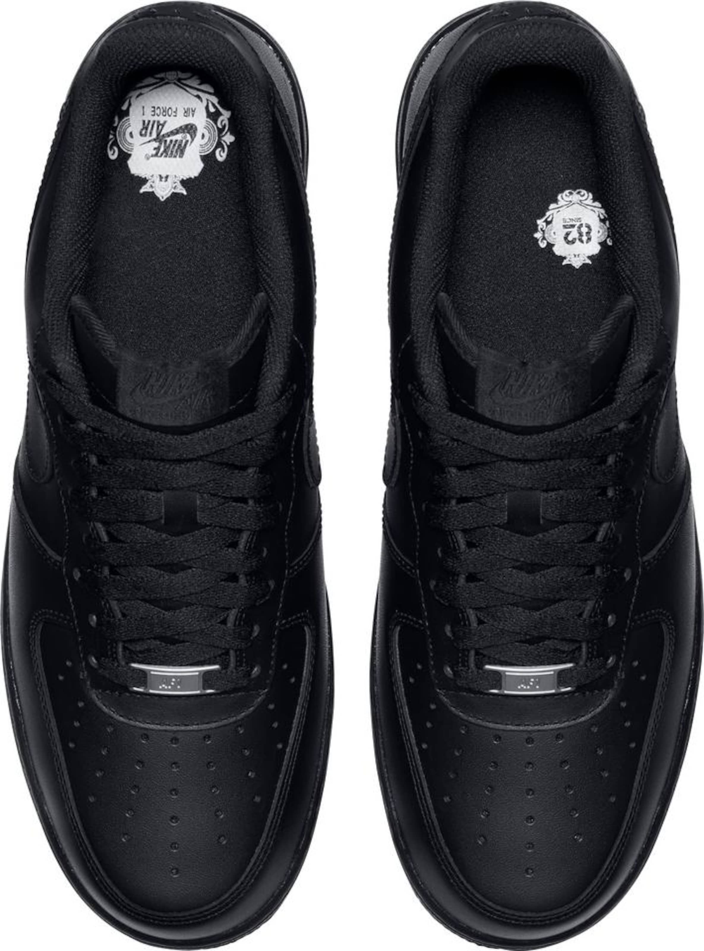 Nike Sportswear Sneaker in Schwarz