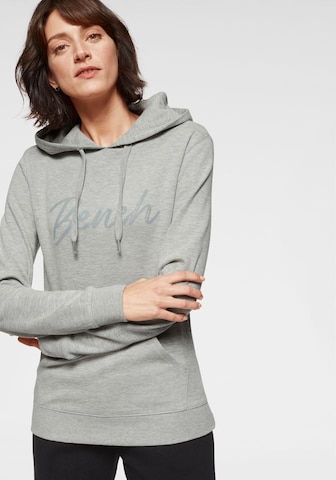 BENCH Sweatshirt in Grijs: voorkant