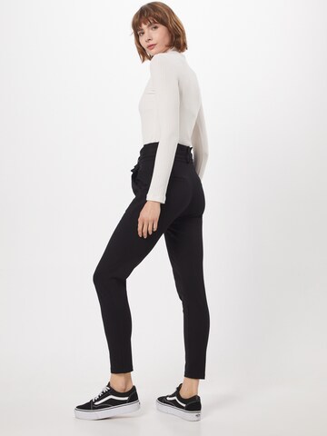 VERO MODA Slim fit Pleat-front trousers 'Eva' in Black