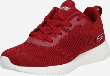 Baskets basses SKECHERS en rouge : devant