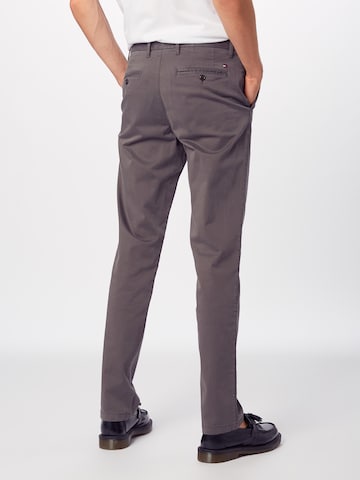 Regular Pantalon chino TOMMY HILFIGER en gris