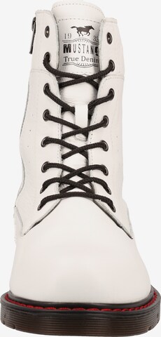 MUSTANG Lace-Up Ankle Boots in White