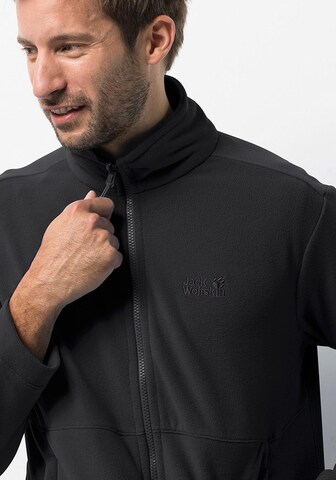 JACK WOLFSKIN Athletic Fleece Jacket 'Kiruna' in Black