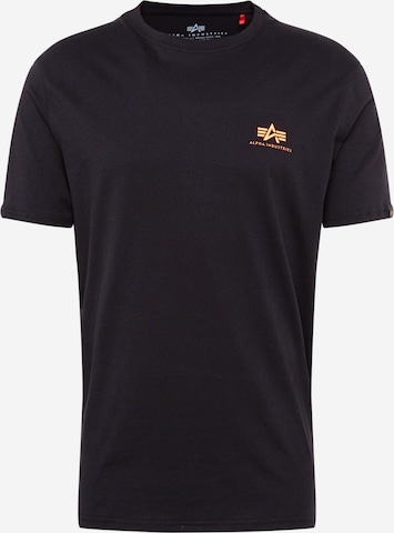 ALPHA INDUSTRIES Regular fit T-shirt i svart: framsida