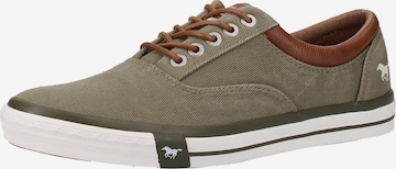 MUSTANG Sneakers laag in Groen: voorkant