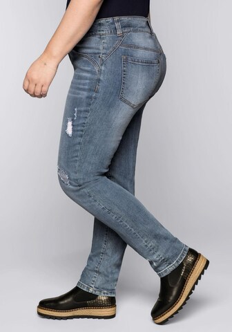 SHEEGO Slimfit Jeans in Blau