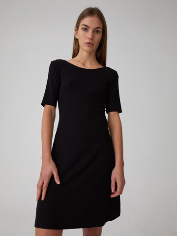 EDITED Dress 'Leany' in Black: front