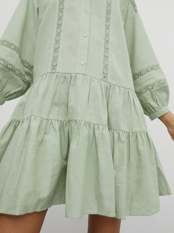 EDITED Платье-рубашка 'Despina' в Зеленый