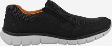 Rieker Спортни обувки Slip On в черно