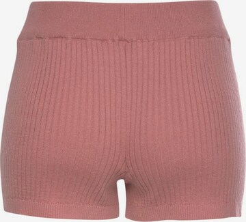 BENCH Slimfit Shorts in Pink