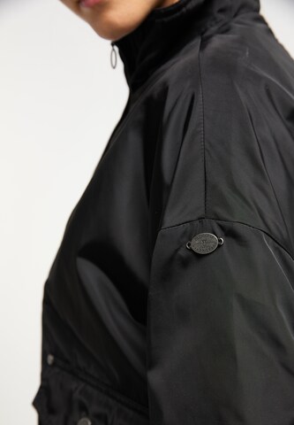 DREIMASTER Prehodna jakna | črna barva