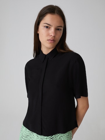 EDITED Bluse 'Halina' in Schwarz: Vorderseite