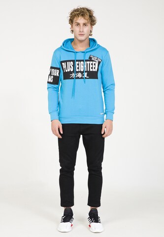 PLUS EIGHTEEN Sweatshirt in Blauw