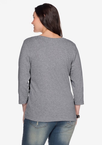SHEEGO Shirt in Grey