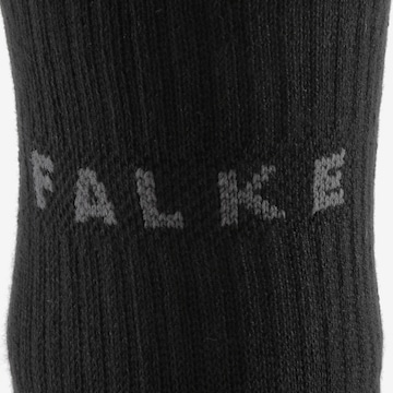 FALKE Спортни чорапи в черно