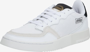 Baskets basses 'Supercourt' ADIDAS ORIGINALS en blanc : devant