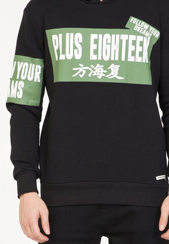 PLUS EIGHTEEN Sweatshirt in Zwart