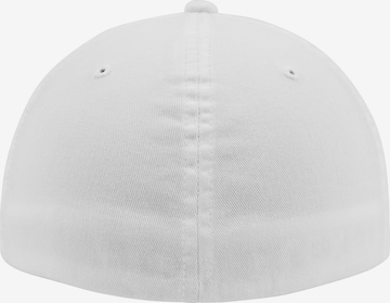 Casquette Flexfit en blanc