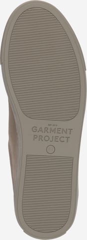 Garment Project حذاء رياضي بلا رقبة 'Type' بلون بيج