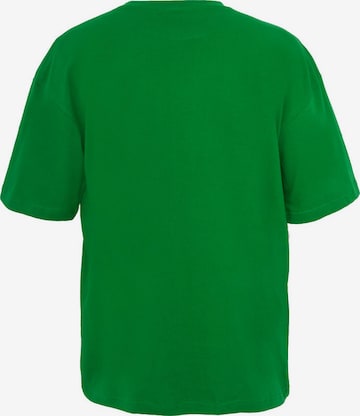 Urban Classics Shirt in Green