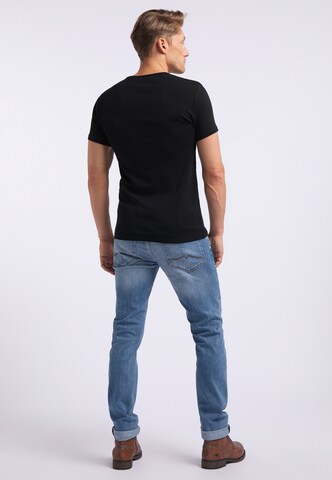 MUSTANG T-Shirt 'Aaron' in Schwarz