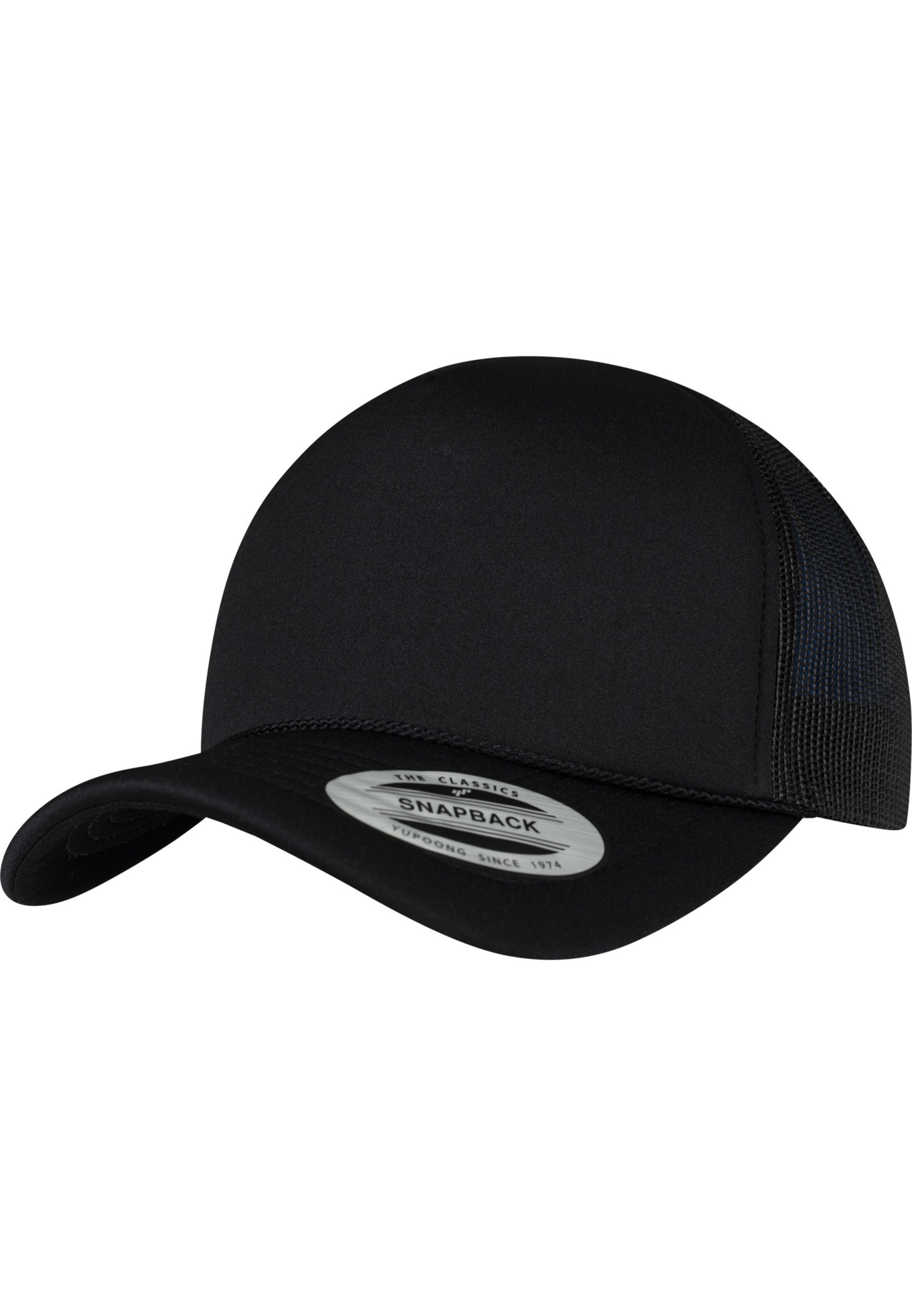Flexfit Cap in Black: front