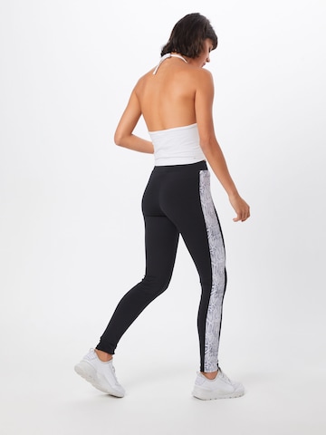 Urban Classics Skinny Leggings in Schwarz