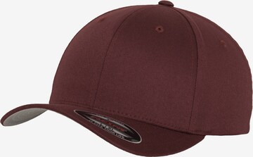 Cappello di Flexfit in rosso: frontale