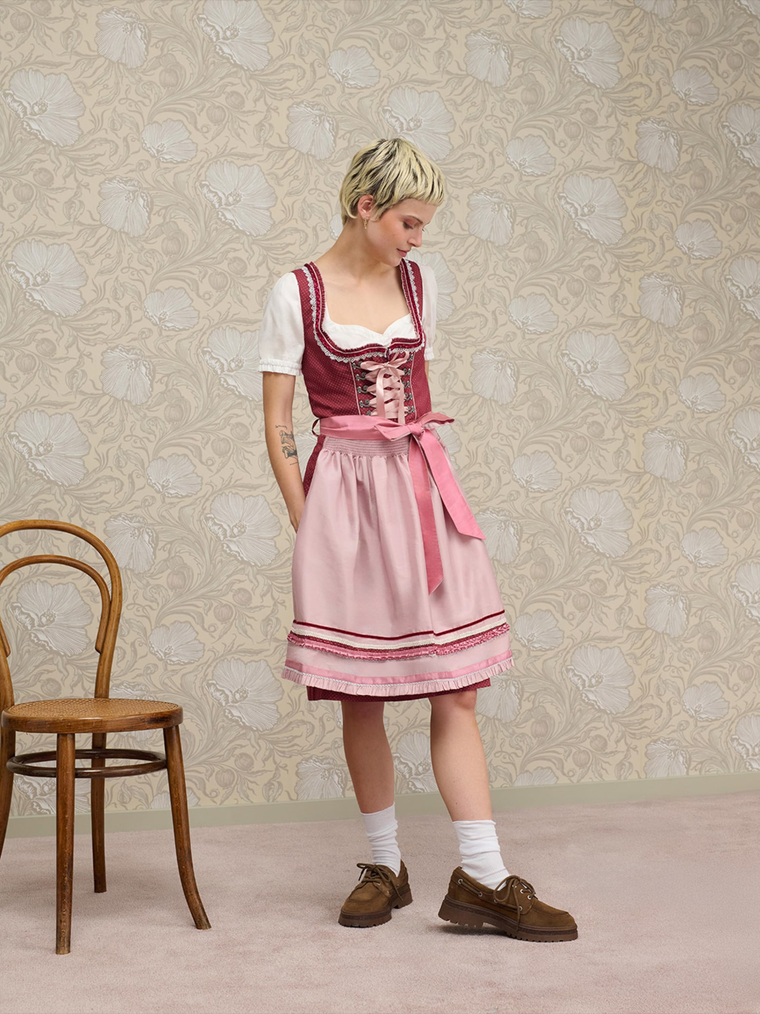 Scopri i look tradizionali rivisitati per l’Oktoberfest La tua guida allo stile bavarese