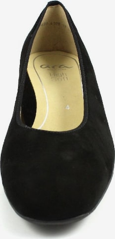 ARA Pumps in Black