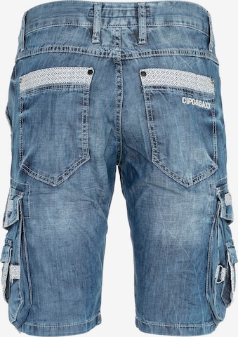CIPO & BAXX Regular Shorts mit schicken Cargotaschen in Blau