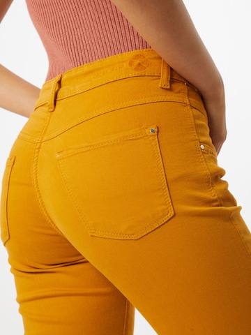 MAC Slimfit Jeans 'Dream' in Gelb