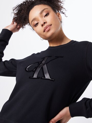 Calvin Klein Jeans Sweatshirt in Schwarz