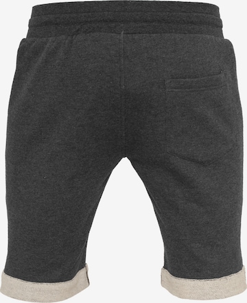 Urban Classics Regular Sweatshorts in Grau