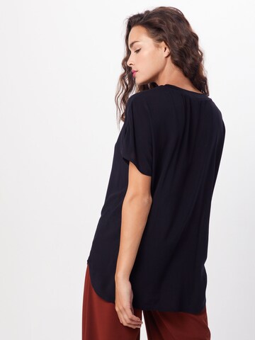 QS Blouse in Zwart: terug