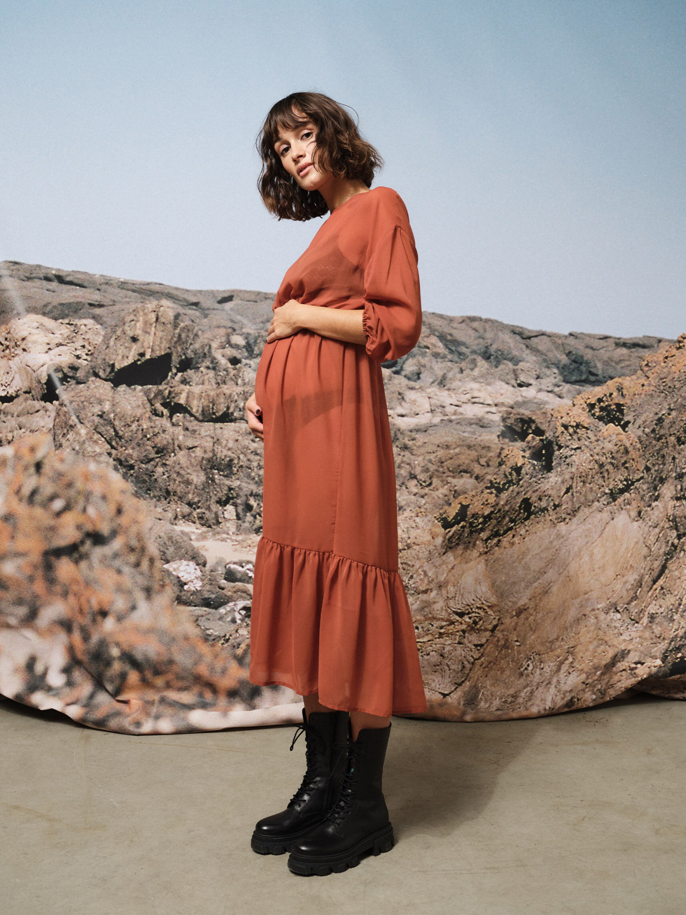 Mogli - Rustbrown Mididress Look