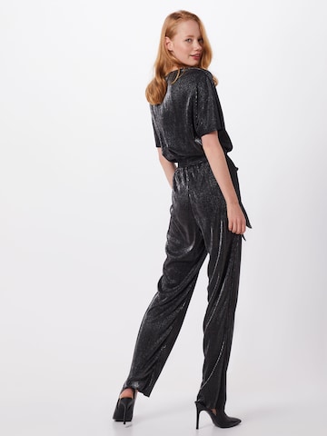 SOAKED IN LUXURY Jumpsuit 'RYLEE' in Grau: zadná strana