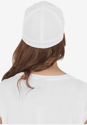 Flexfit Cap 'Pinstripe' in Weiß