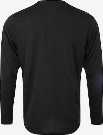 THE NORTH FACE Sportshirt 'Reaxion Amp' in Schwarz: zadná strana