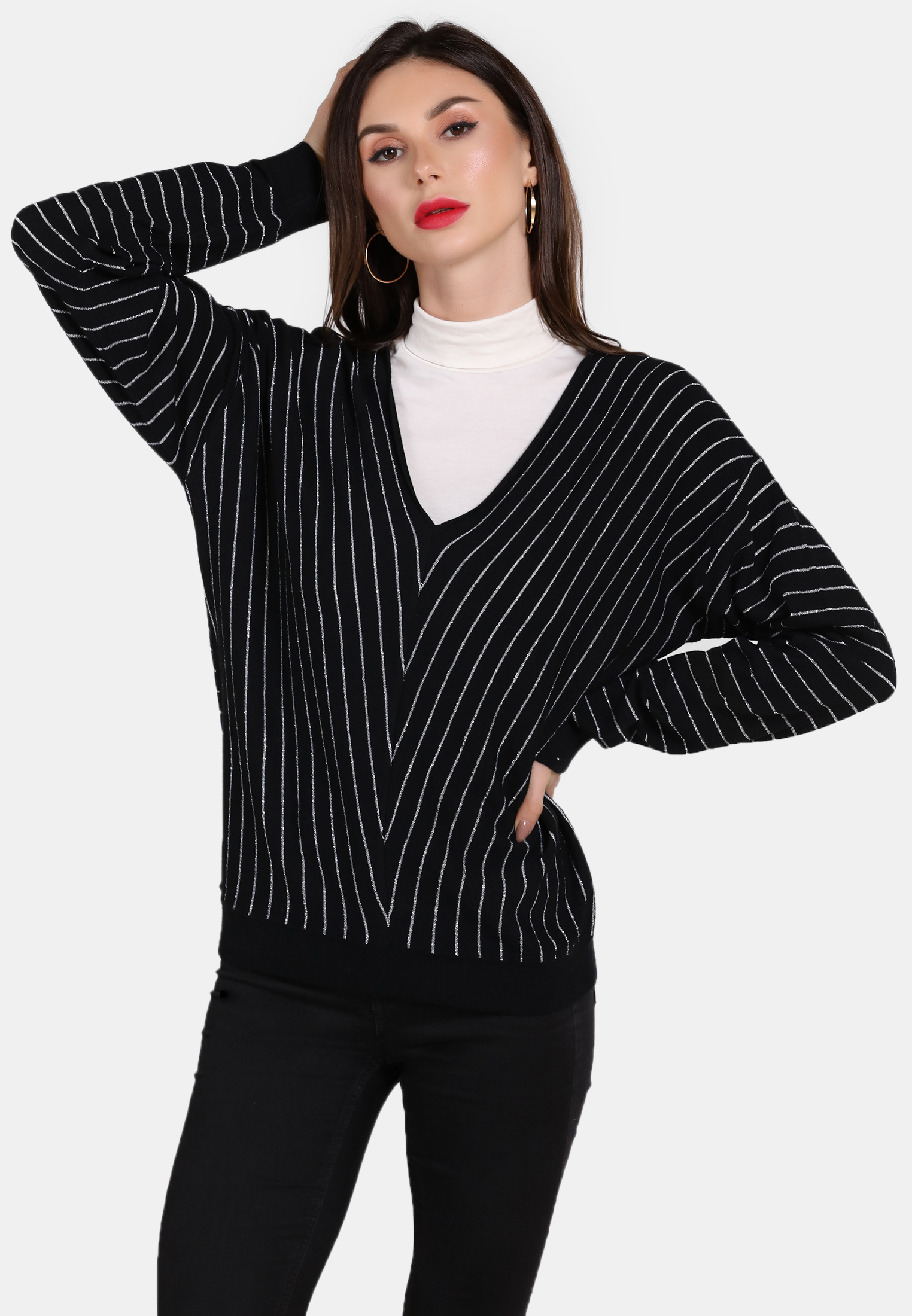 Swetry & dzianina Odzież faina Sweter w kolorze Czarnym 